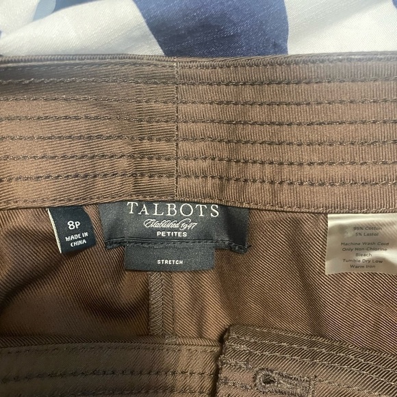 Talbots Women's 8 Chocolate Brown Capri Cropped Pants‎ Stretch Classic Straight - Picture 9 of 9